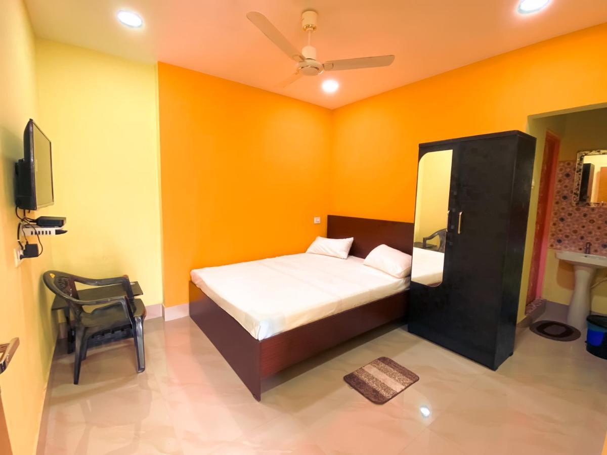 Hotel Sk Lodge Near Guwahati Airport Pokoj fotografie
